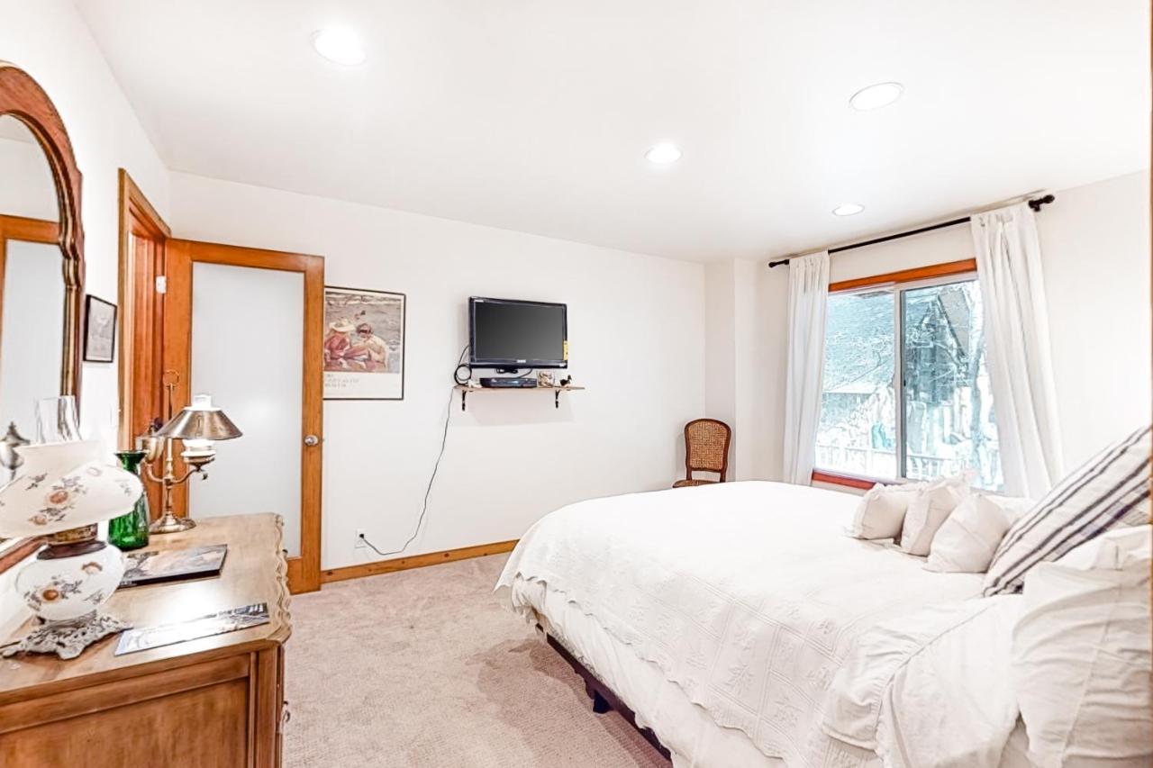 Babbling Brook Villa Lake Arrowhead Eksteriør billede